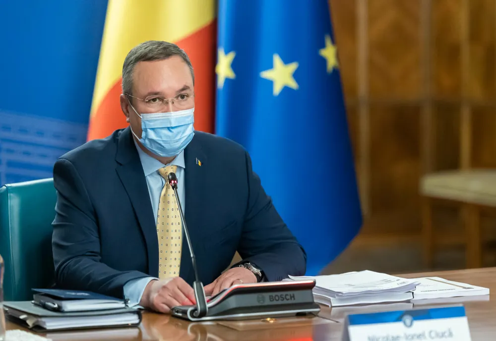 Ciucă: Modul în care a fost gestionată până acum pandemia a dovedit că este imperativă adaptarea protocolului de tratament