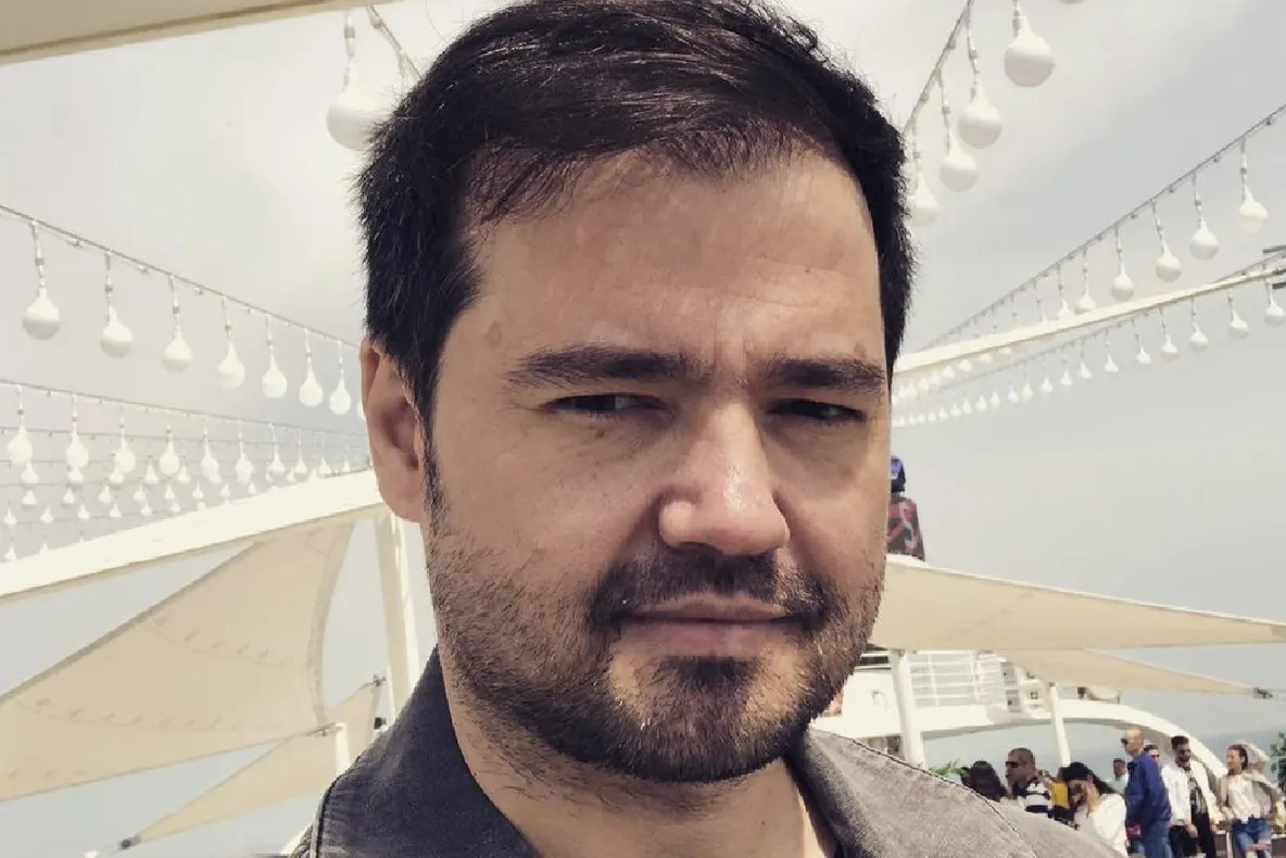 Imagini rare cu Laurențiu Duță și familia lui. Cum a apărut alături de soție și fiică