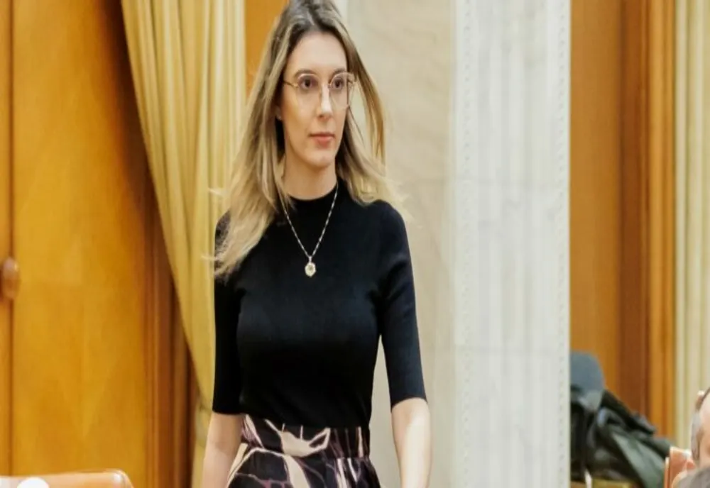 DIRECTORUL ADMINISTRAŢIEI NAŢIONALE „APELE ROMÂNE”, DEMIS DE MINISTRUL MEDIULUI