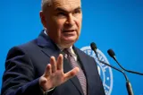 Premierul Ilie Bolojan a ajuns la DNA Iași, într-un dosar cu suspiciuni de mită de 1,5 milioane de euro
