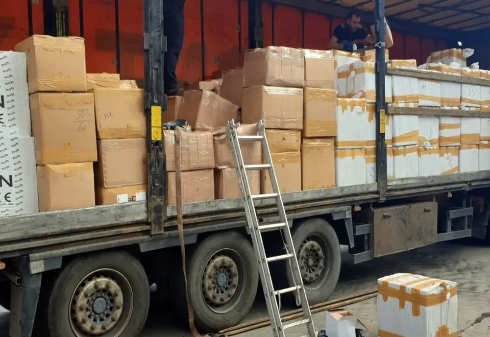 VIDEO Captură de 2 milioane de euro în Vama Călărași, după ce polițiștii de frontieră au verificat un TIR