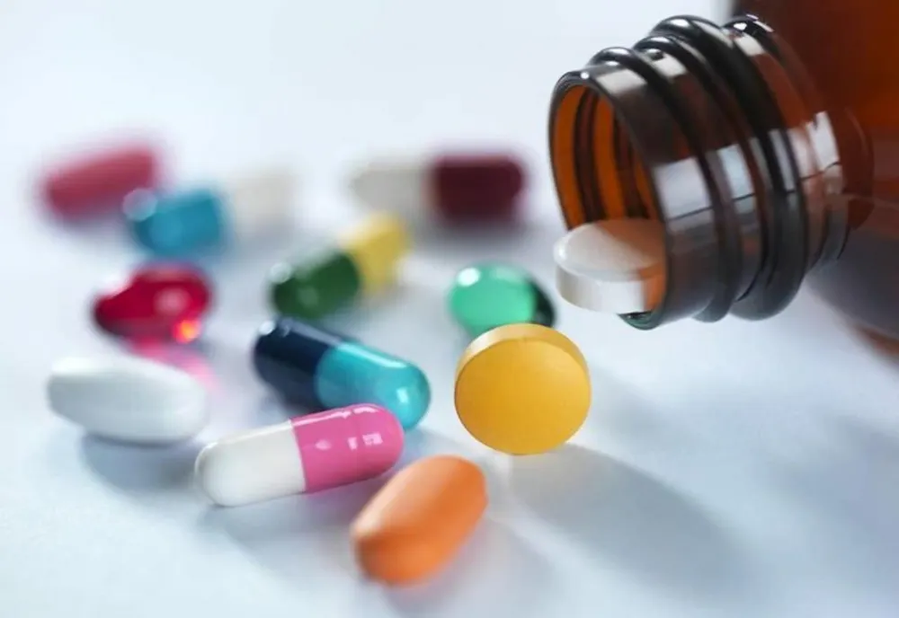 România cumpără medicamente pentru tratarea pacienţilor cu forme grave de COVID-19
