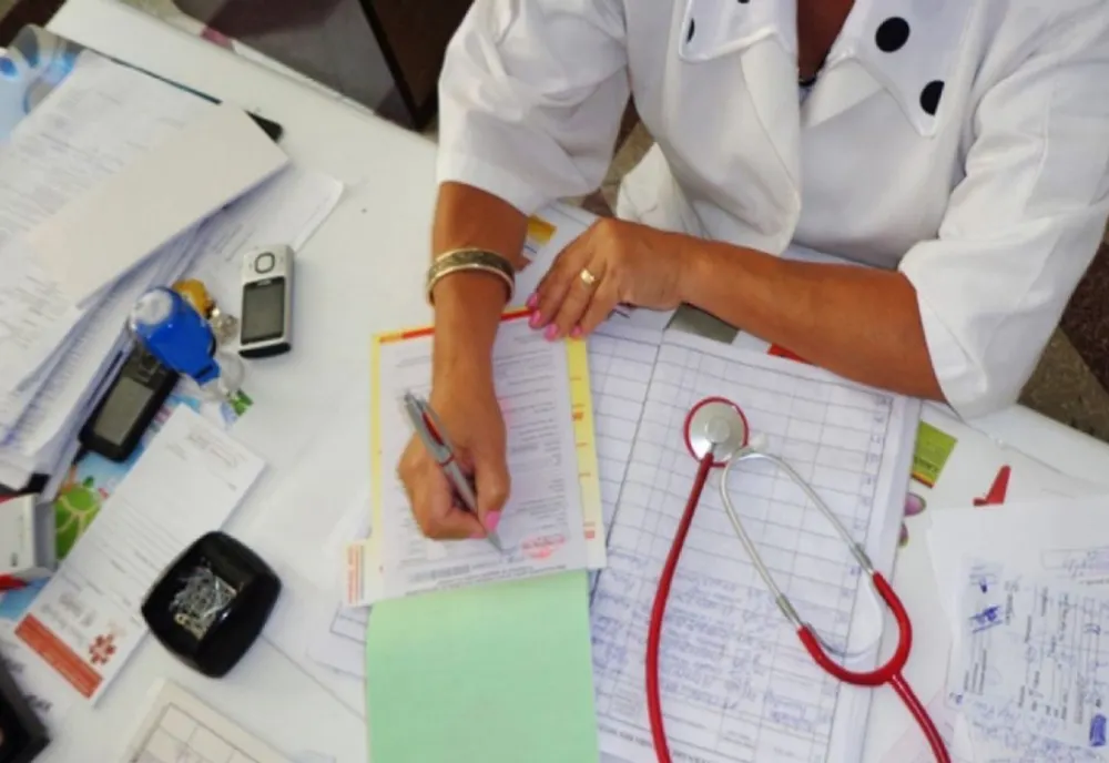 Medic din Teleorman, acuzat că a agresat sexual un minor. Bărbatul a fost arestat preventiv