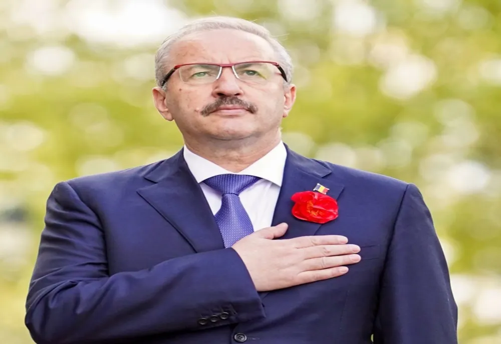 Vasile Dîncu şi-a dat demisia din funcția de Ministru al Apărării 