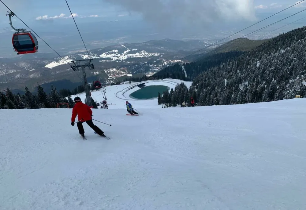 SE DESCHIDE SEZONUL DE SCHI ÎN POIANA BRAȘOV