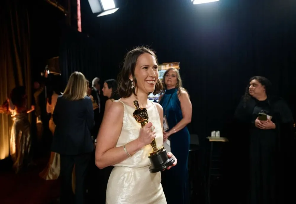 Natalie Musteață, câștigătoarea premiului Oscar pentru scurtmetrajul „Two People Exchanging Saliva”, vine la București