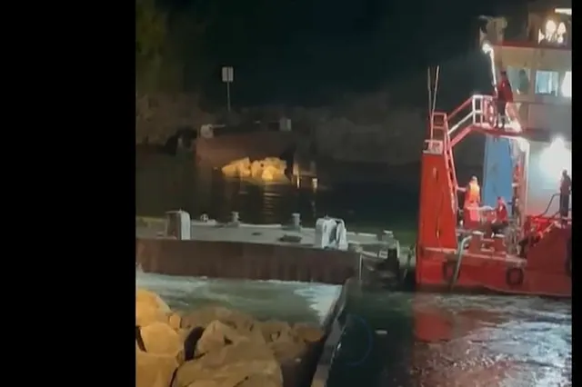A doua barjă a ajuns pe fundul Dunării. Ce urmează pentru Reactorul 2 de la Cernavodă