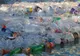 Țara care interzice plasticul de unică folosinţă pentru a combate poluarea